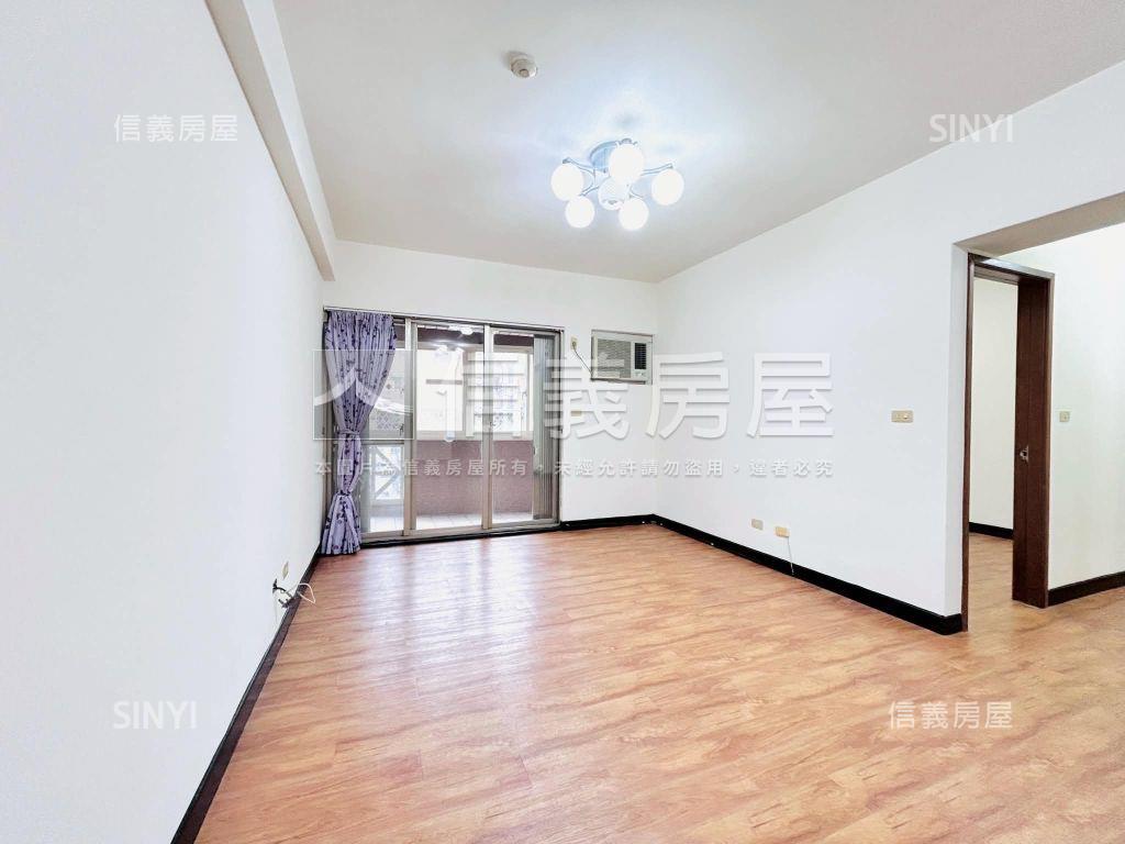 近中路建國國宅美３房房屋室內格局與周邊環境