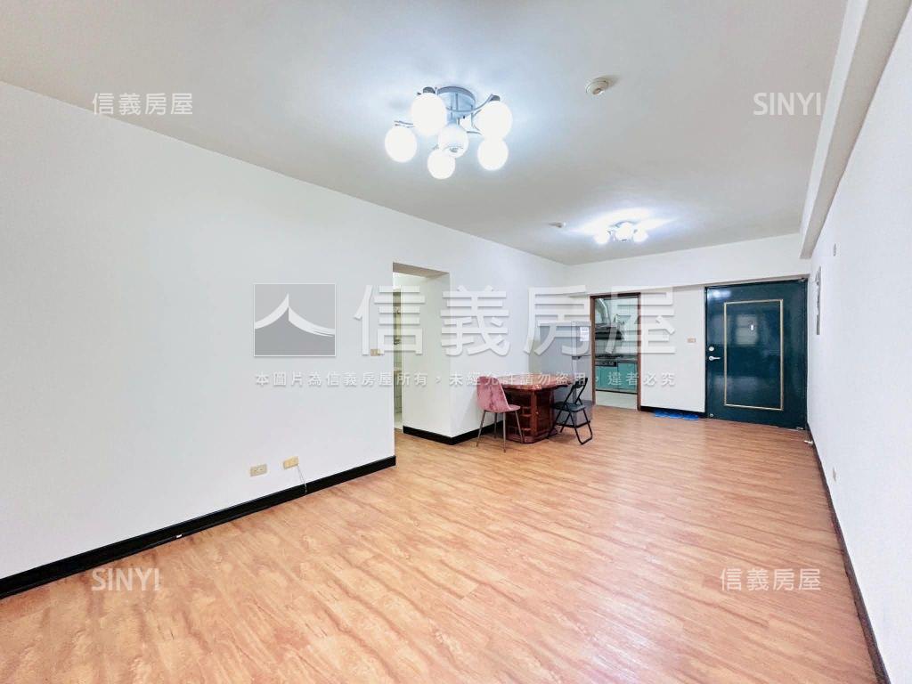 近中路建國國宅美３房房屋室內格局與周邊環境