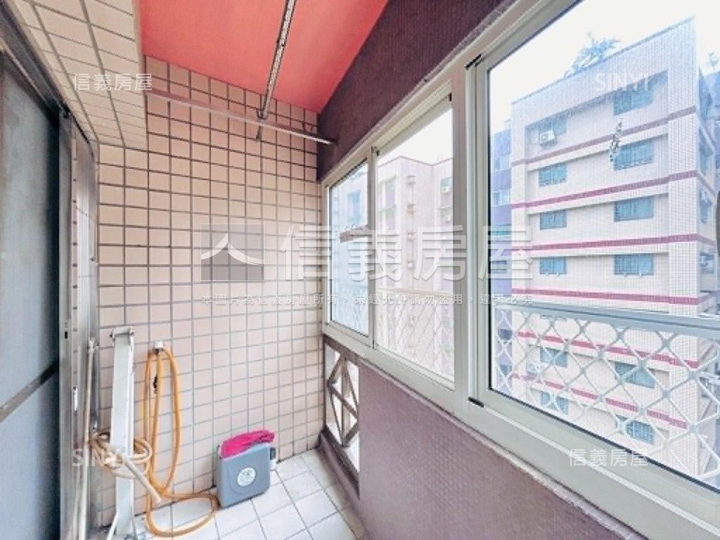 近中路建國國宅美３房房屋室內格局與周邊環境