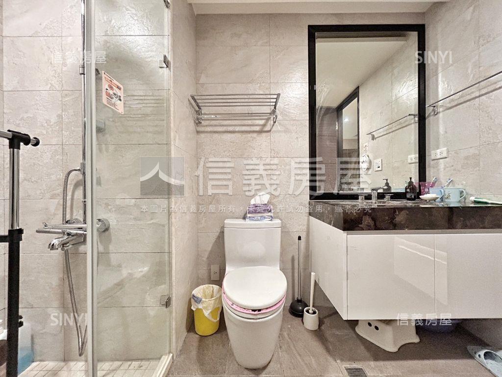 Ａ９世界首席２５樓豪邸房屋室內格局與周邊環境