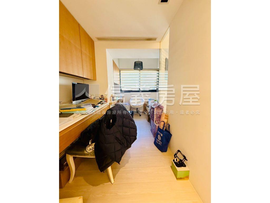 景美四房雙車位房屋室內格局與周邊環境