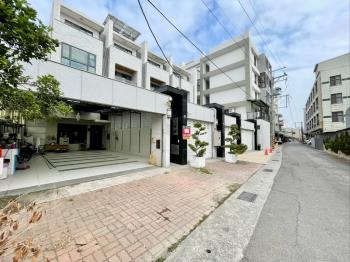 台南輕屋齡大地坪臨路別墅