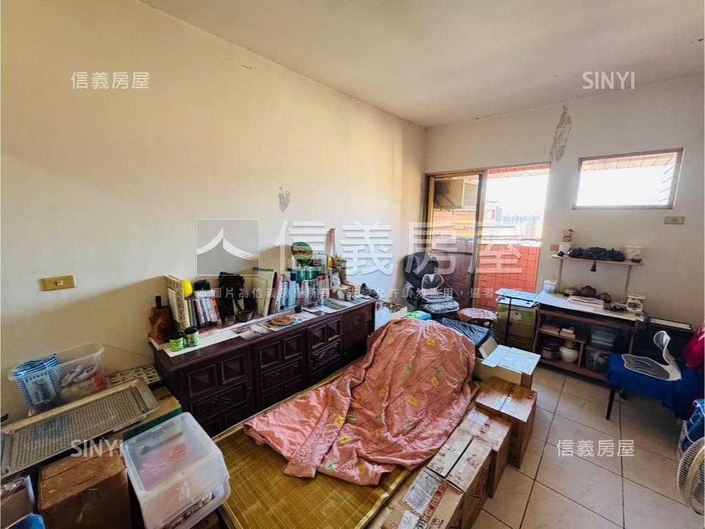 高樓景觀舒適三房房屋室內格局與周邊環境