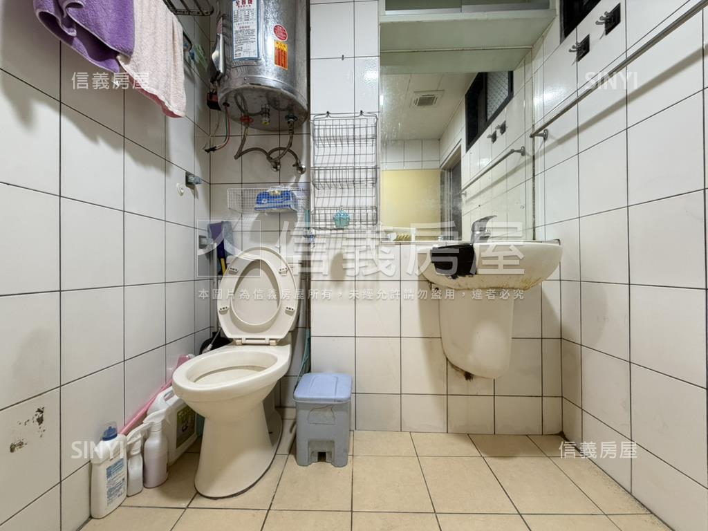 麟光捷運二樓低總兩房房屋室內格局與周邊環境