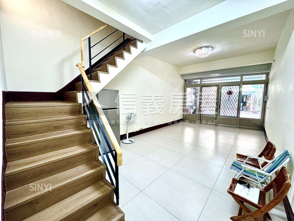 全屋翻新大空間１＋２樓店房屋室內格局與周邊環境