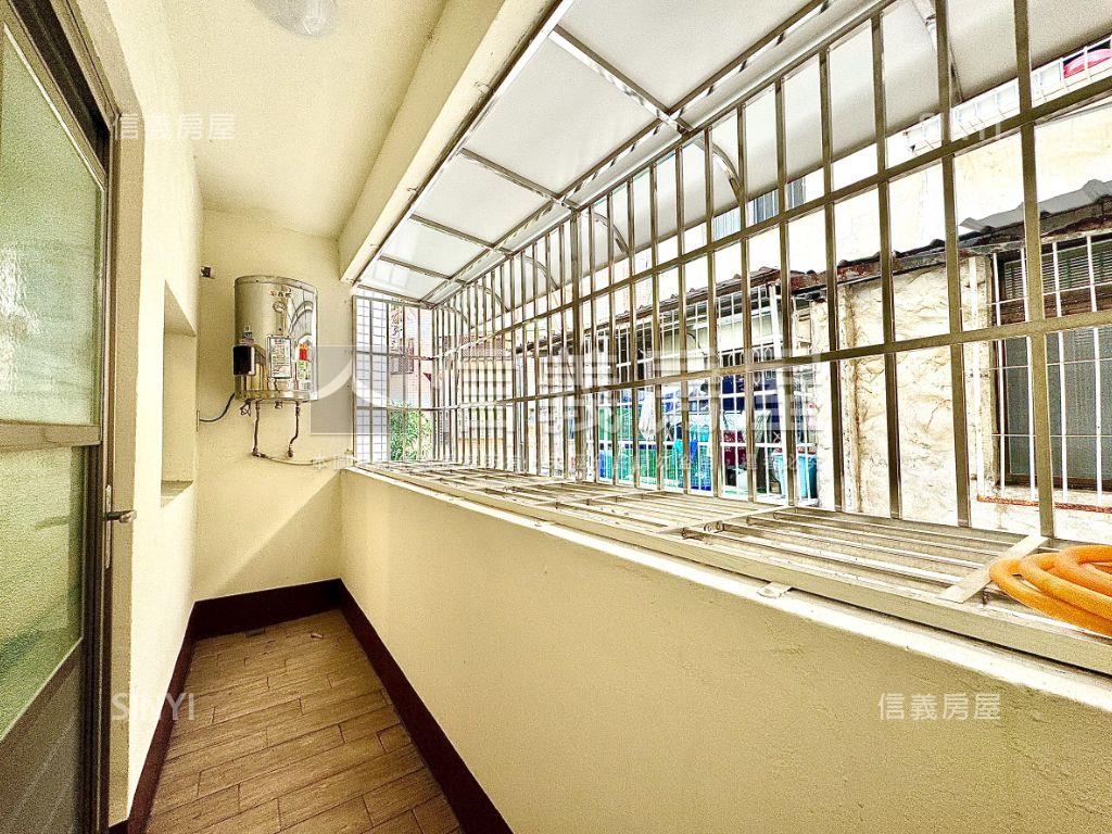 全屋翻新大空間１＋２樓店房屋室內格局與周邊環境