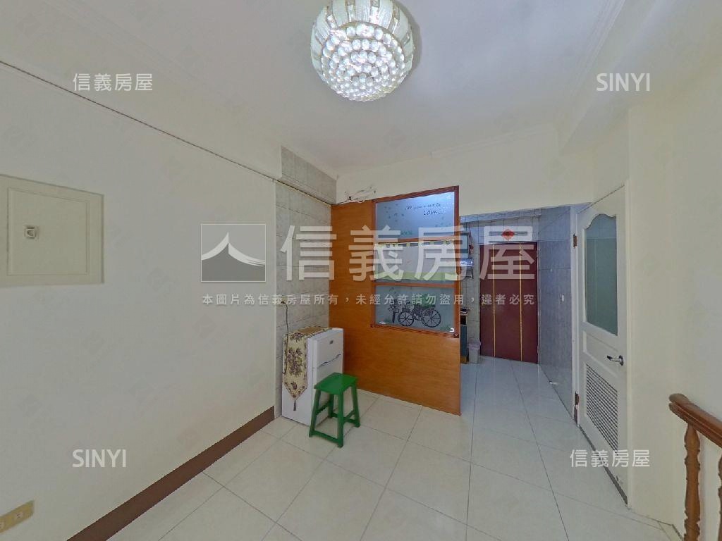 河堤社區稀有別墅房屋室內格局與周邊環境