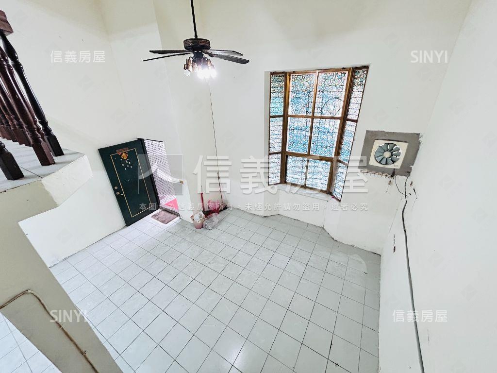 龍安生活圈美透天房屋室內格局與周邊環境