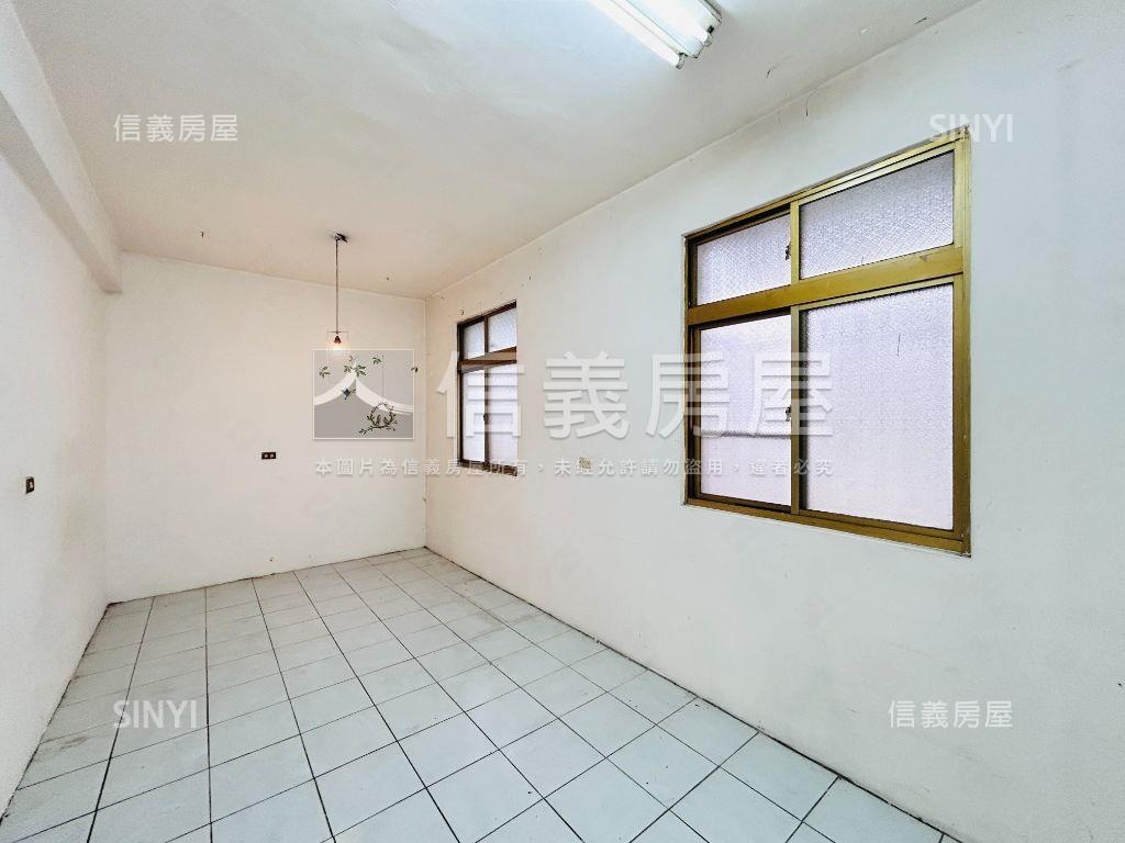 龍安生活圈美透天房屋室內格局與周邊環境