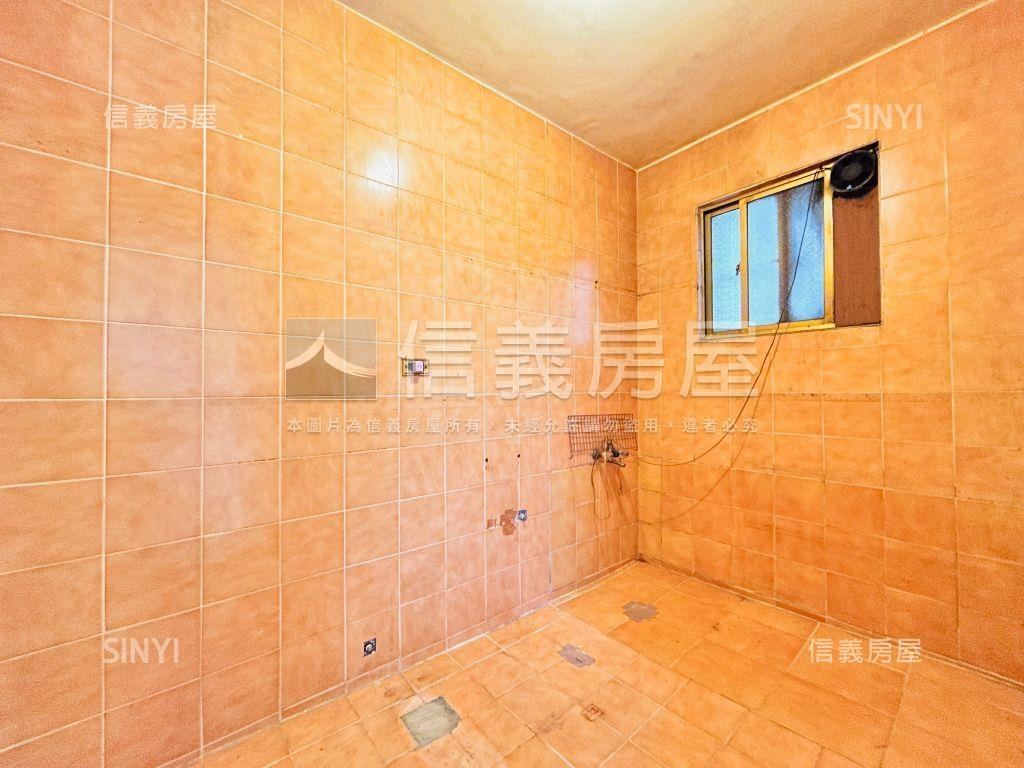 龍安生活圈美透天房屋室內格局與周邊環境