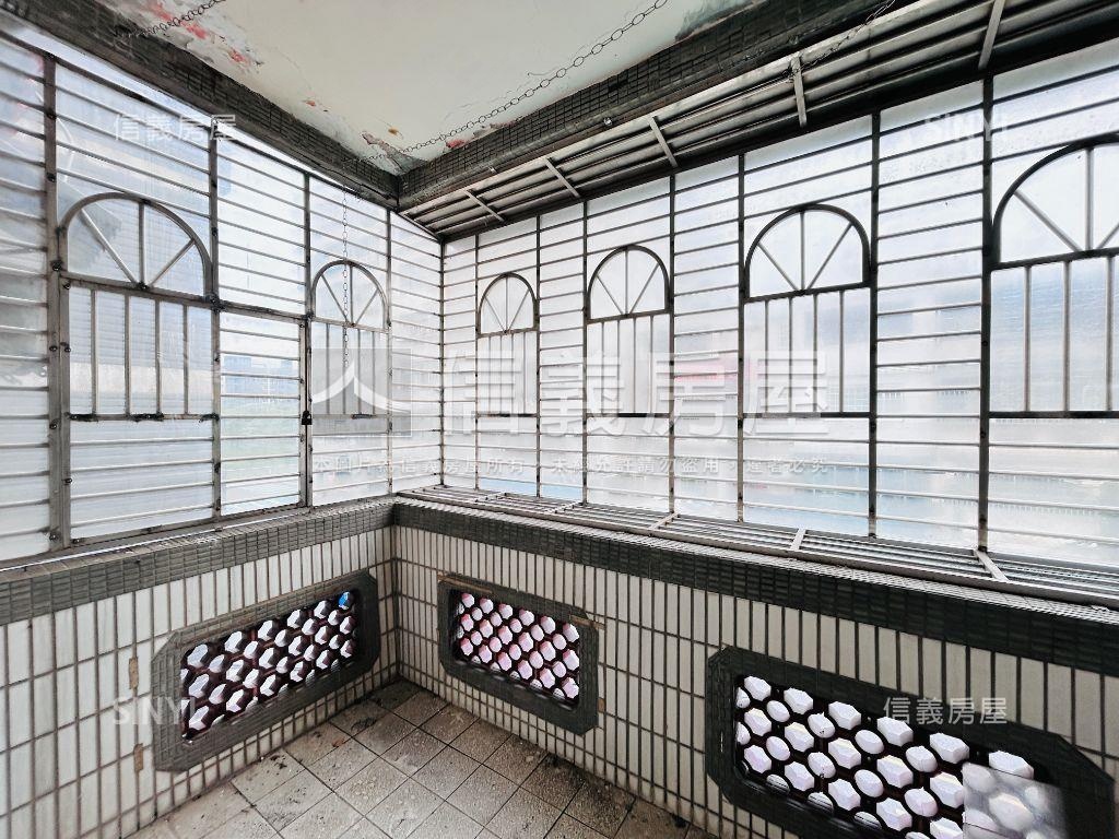 龍安生活圈美透天房屋室內格局與周邊環境