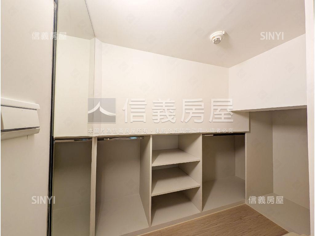 曼哈頓邊間挑高精品房屋室內格局與周邊環境