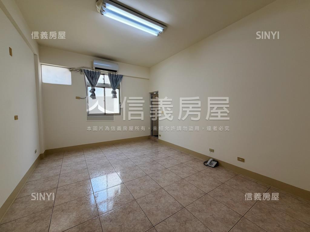 近百坪五房雙車透天房屋室內格局與周邊環境