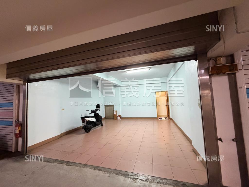 近百坪五房雙車透天房屋室內格局與周邊環境