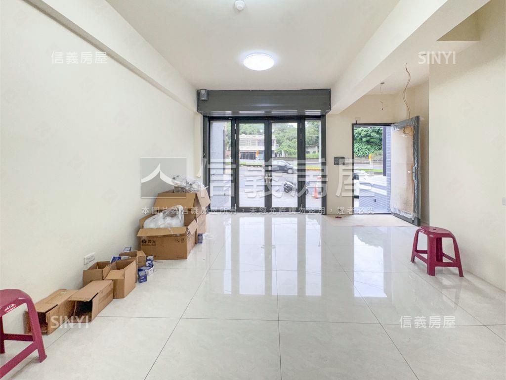 竹北全新電梯臨路透天房屋室內格局與周邊環境