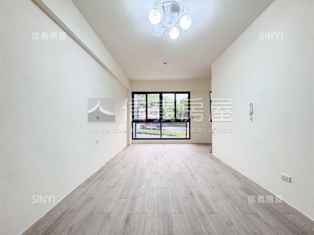 竹北全新電梯臨路透天房屋室內格局與周邊環境