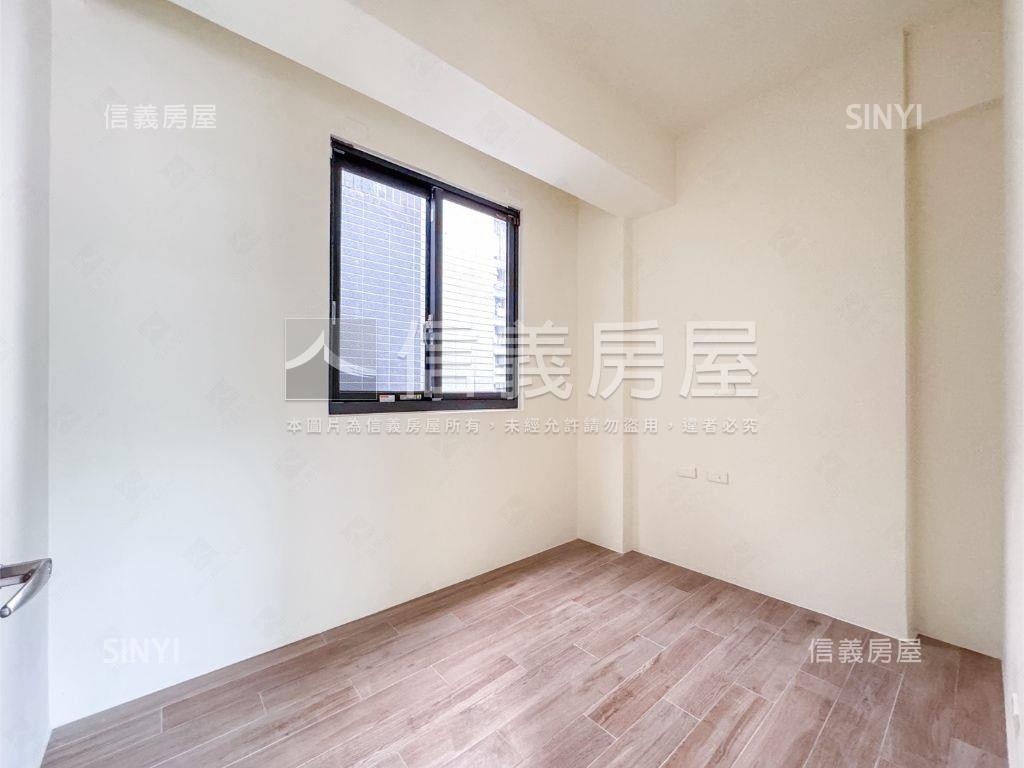 竹北全新電梯臨路透天房屋室內格局與周邊環境