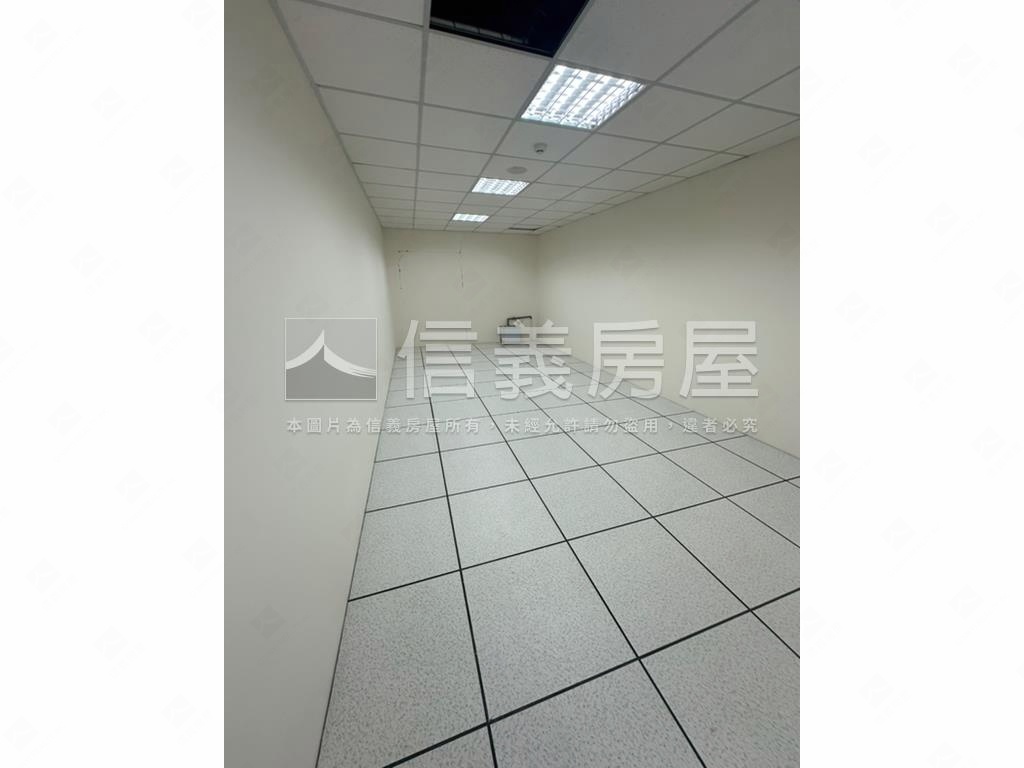 皇翔海山站旁金鑽辦公房屋室內格局與周邊環境