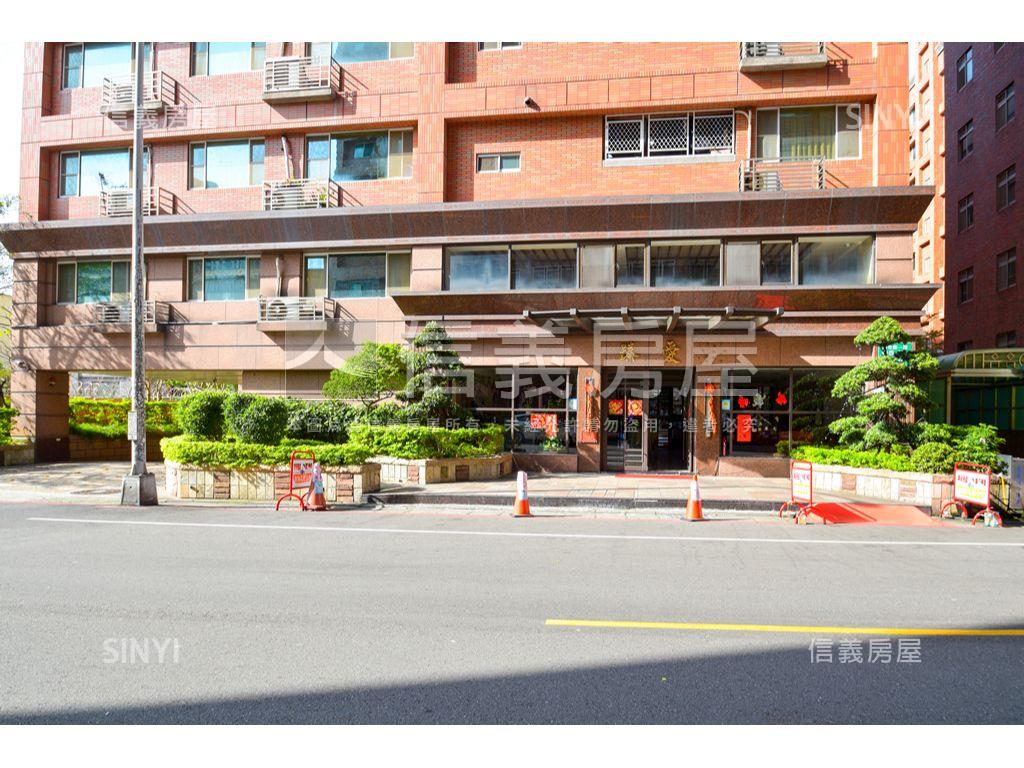 臻愛地點優機能佳三房房屋室內格局與周邊環境