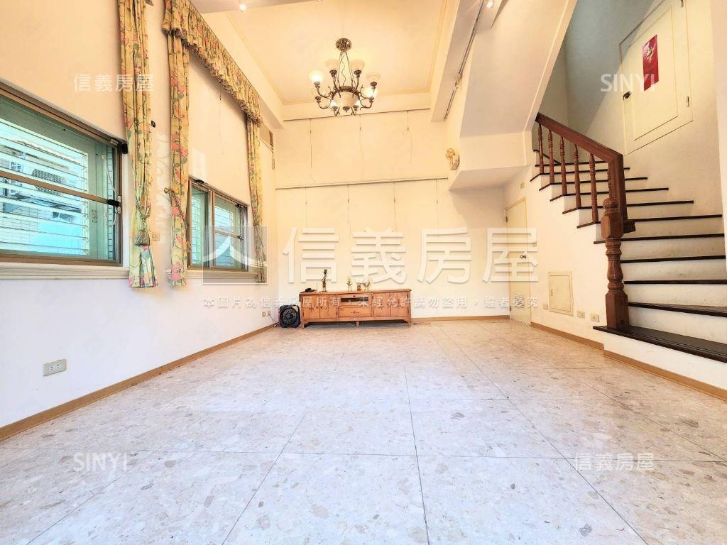 雨聲花園透天別墅附車位房屋室內格局與周邊環境