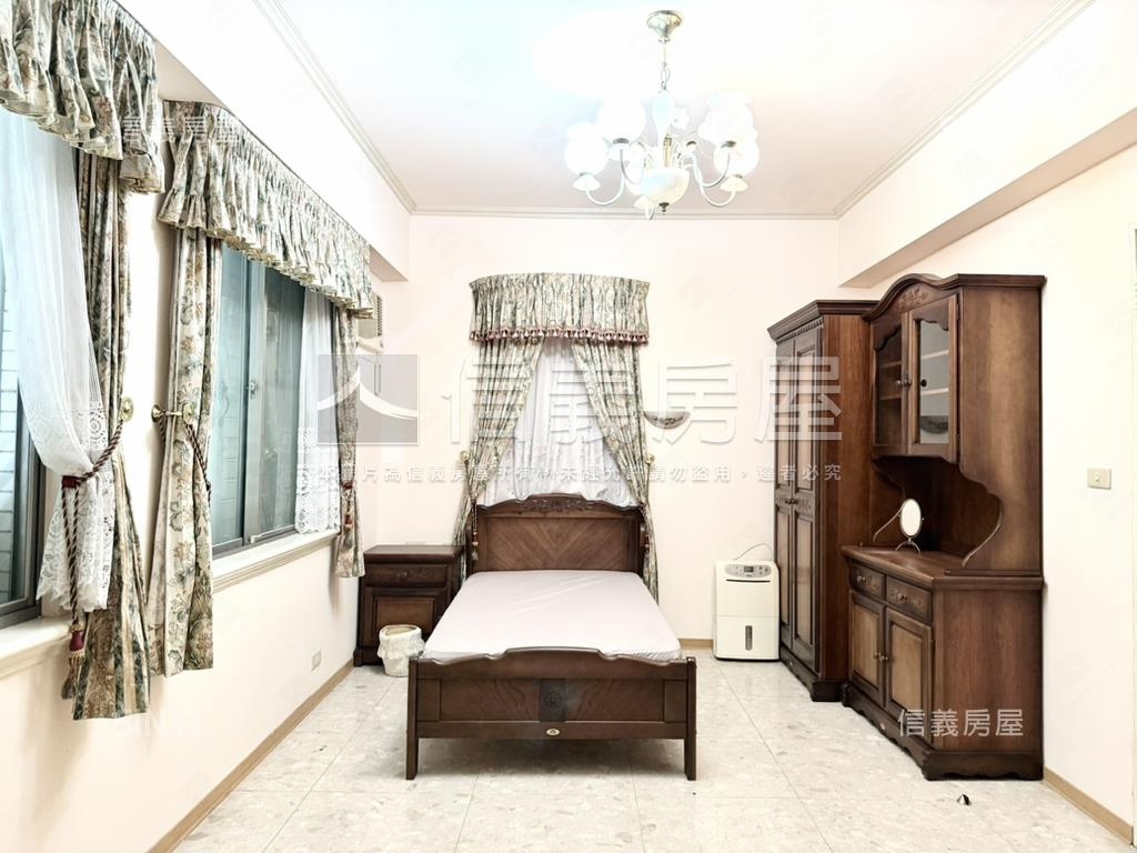 雨聲花園透天別墅附車位房屋室內格局與周邊環境