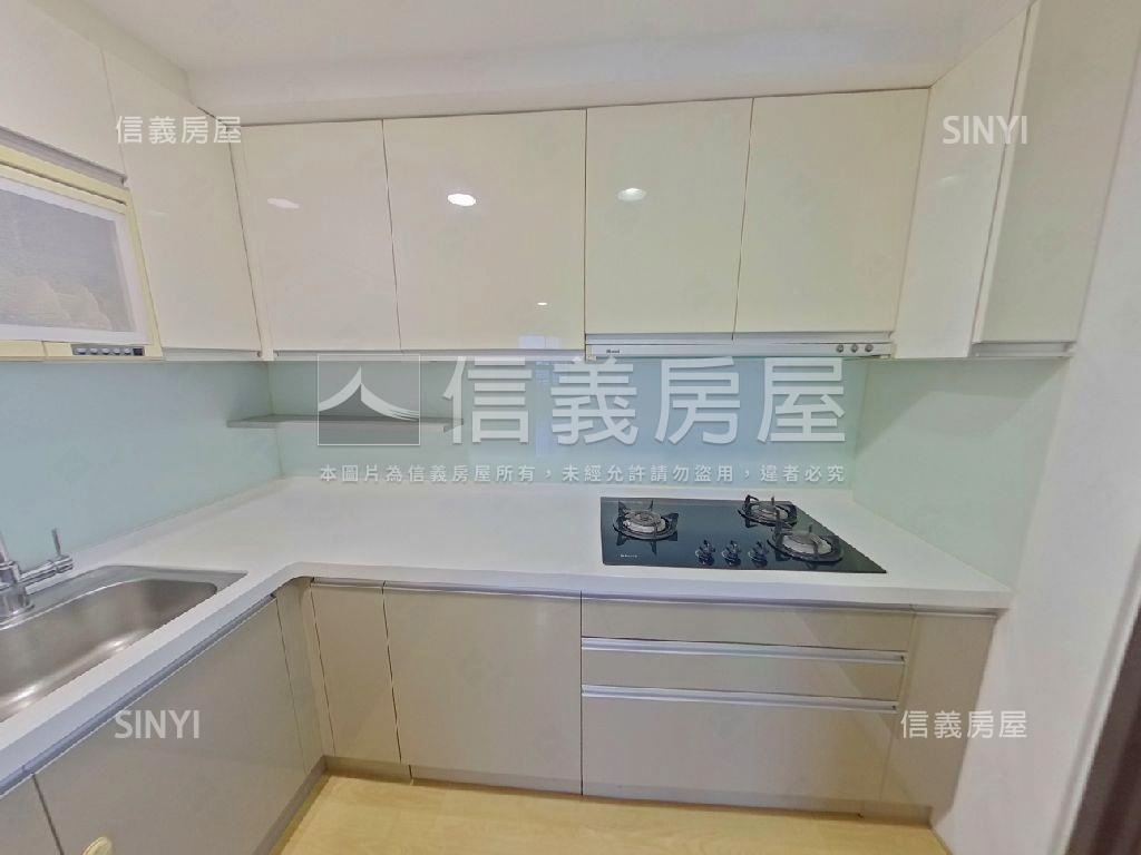 植幸福高樓層三房屋主誠售房屋室內格局與周邊環境