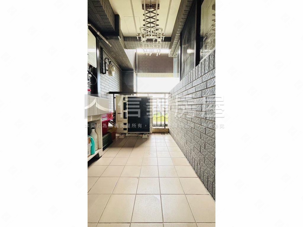 植幸福高樓層三房屋主誠售房屋室內格局與周邊環境