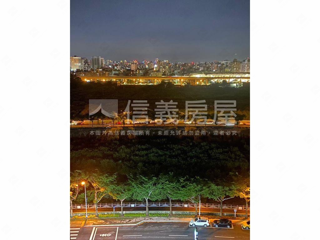 植幸福高樓層三房屋主誠售房屋室內格局與周邊環境