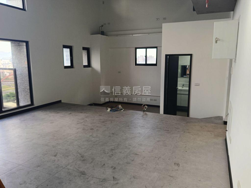松山寶吉頂樓三戶房屋室內格局與周邊環境