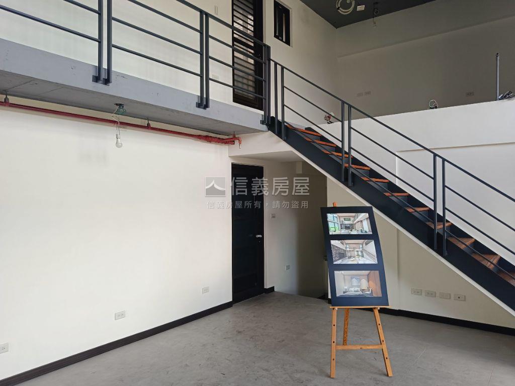 松山寶吉頂樓三戶房屋室內格局與周邊環境