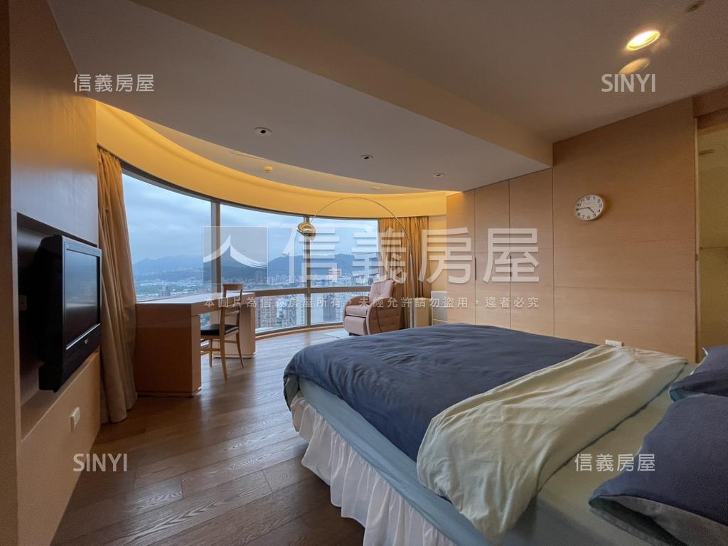 天外天月中月房屋室內格局與周邊環境