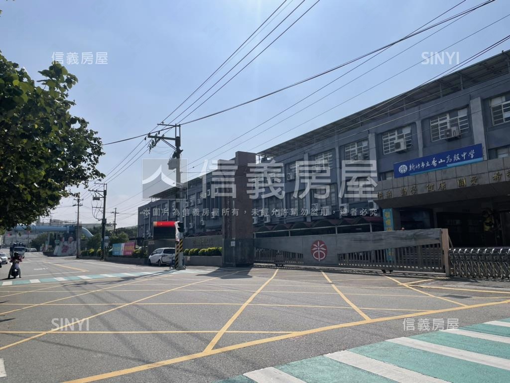 近香山高中大地坪透天房屋室內格局與周邊環境