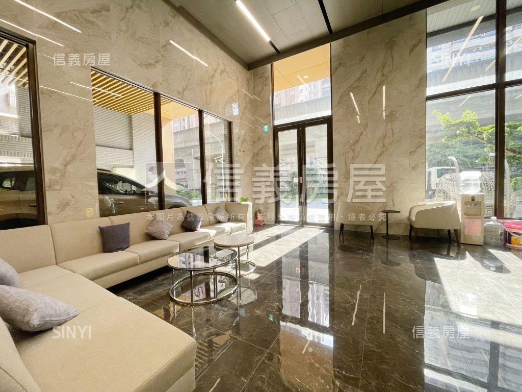 鉌田心境２房車位房屋室內格局與周邊環境