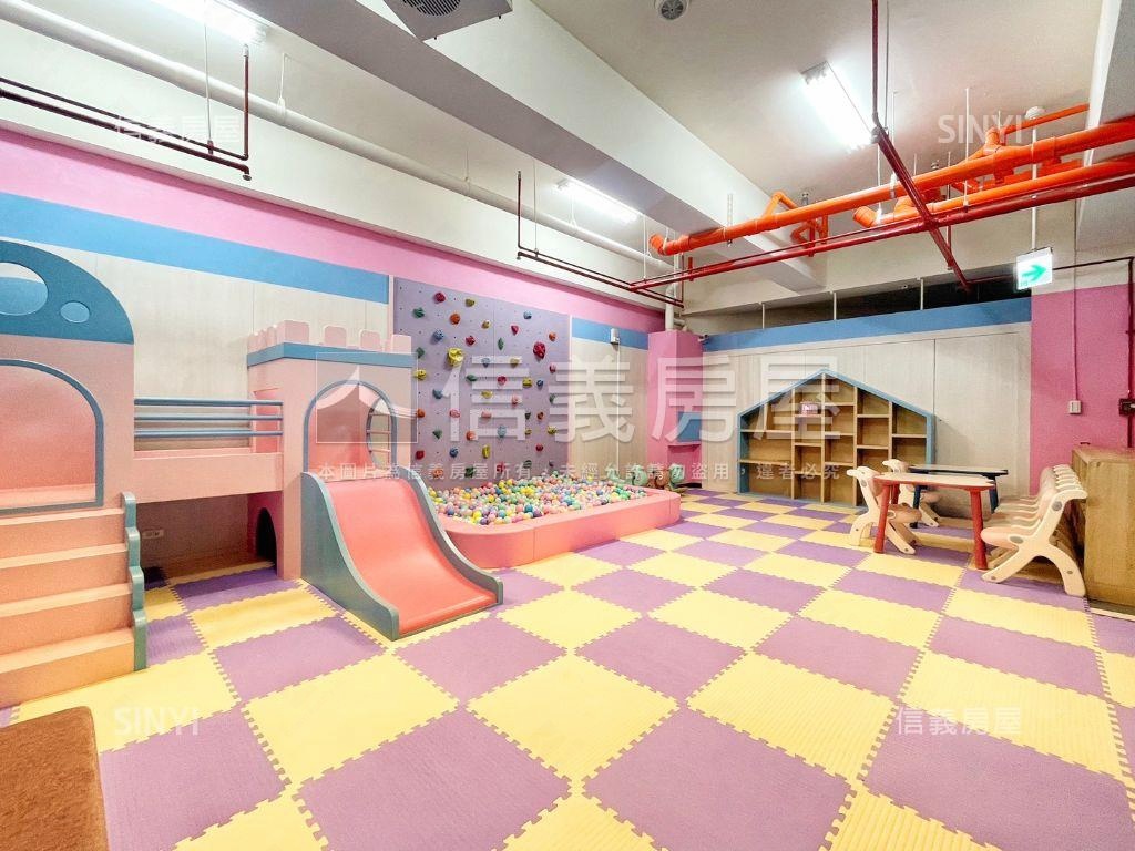 鉌田心境２房車位房屋室內格局與周邊環境