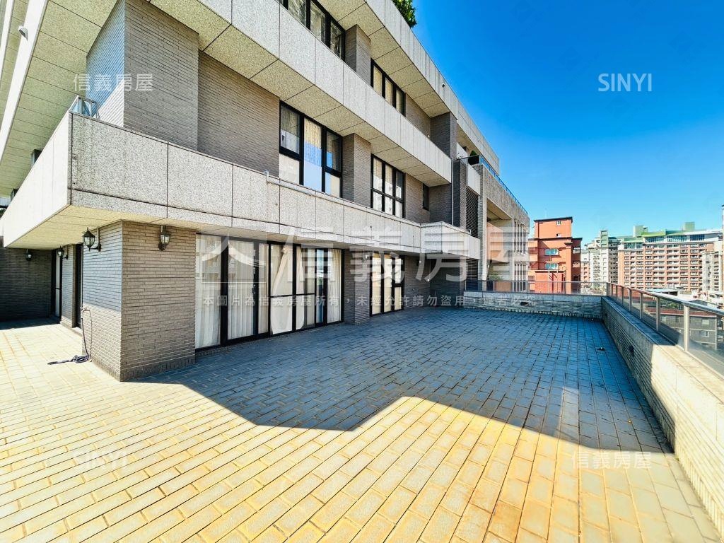 北歐客廳綠野仙蹤大戶房屋室內格局與周邊環境