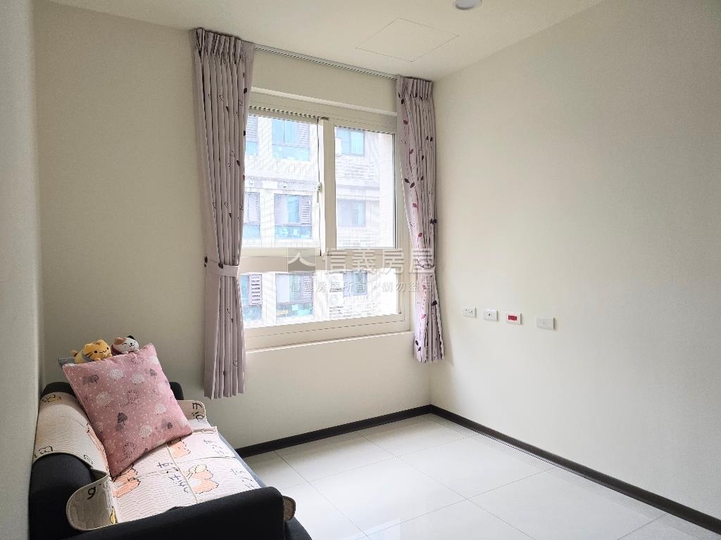 萊茵高樓兩房屋況好房屋室內格局與周邊環境