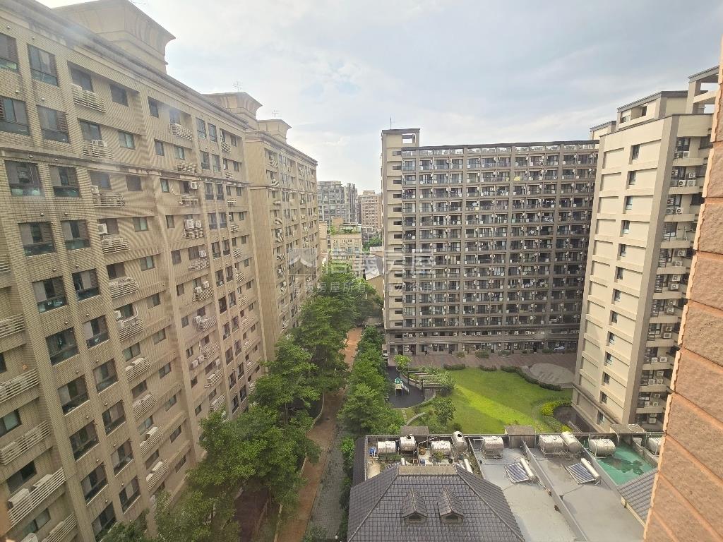萊茵高樓兩房屋況好房屋室內格局與周邊環境