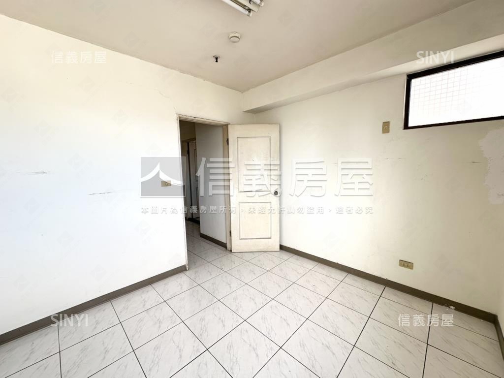 龍安街青天花園經典三房房屋室內格局與周邊環境