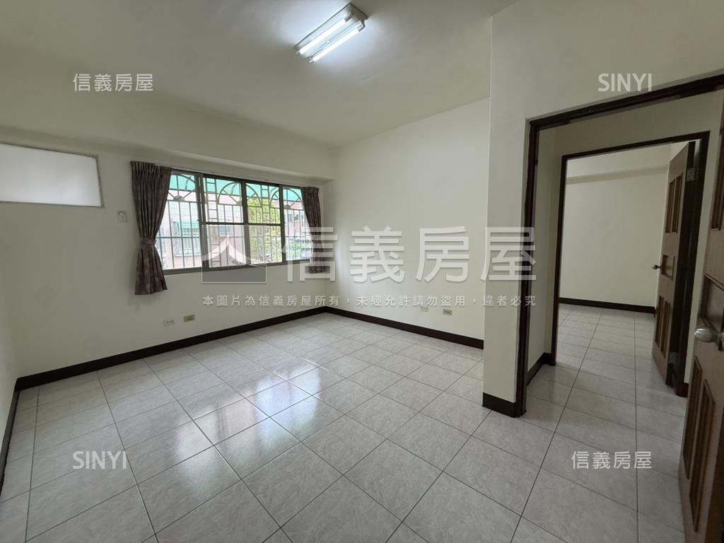 大鵬甲區朝南邊間三房房屋室內格局與周邊環境