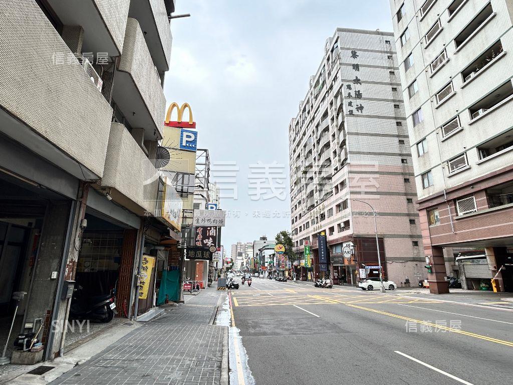 稀有三房衛浴開窗雙面採光房屋室內格局與周邊環境