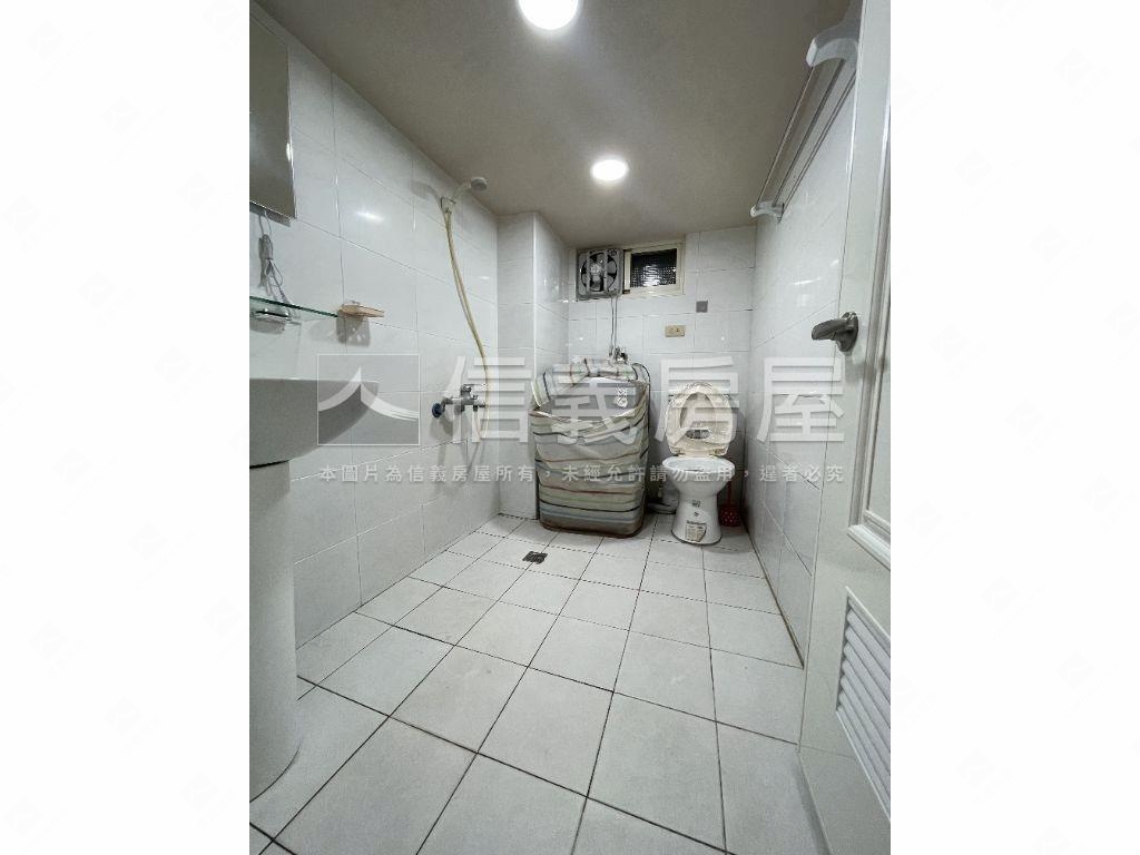 三和國中捷運透天收租王房屋室內格局與周邊環境