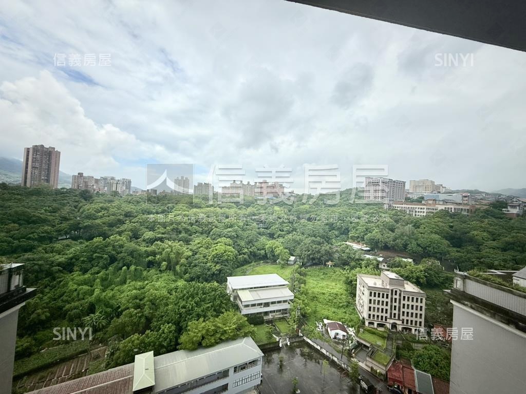 楓丹白鷺高樓雙車位房屋室內格局與周邊環境