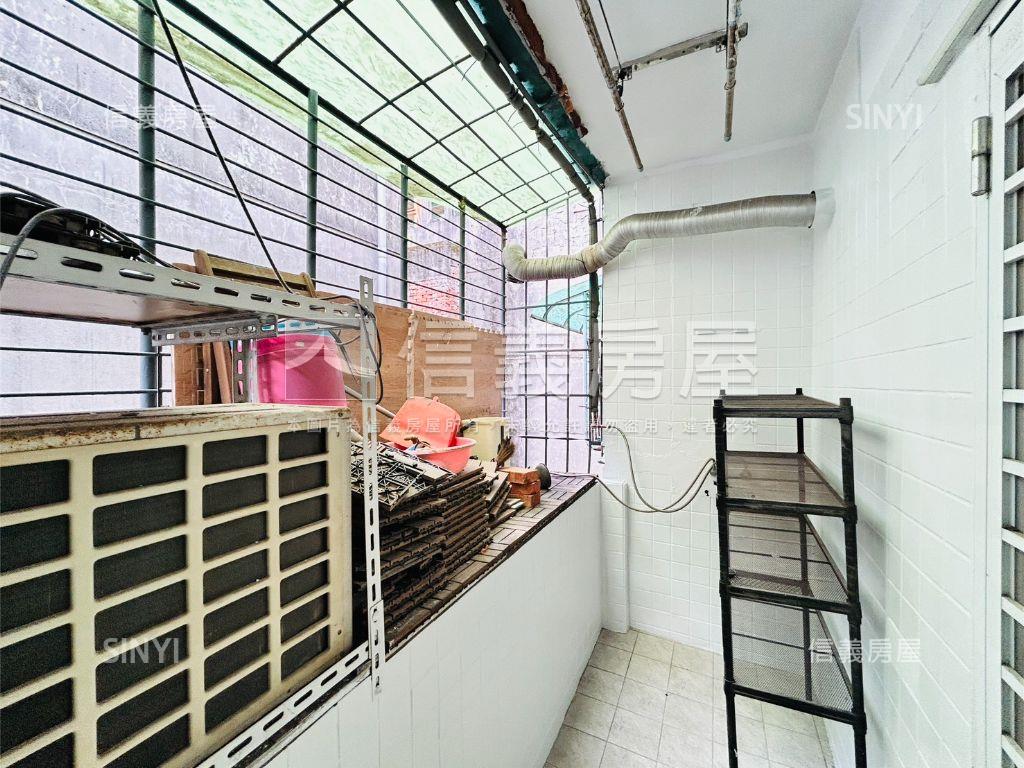 信義路美美小豪邸房屋室內格局與周邊環境