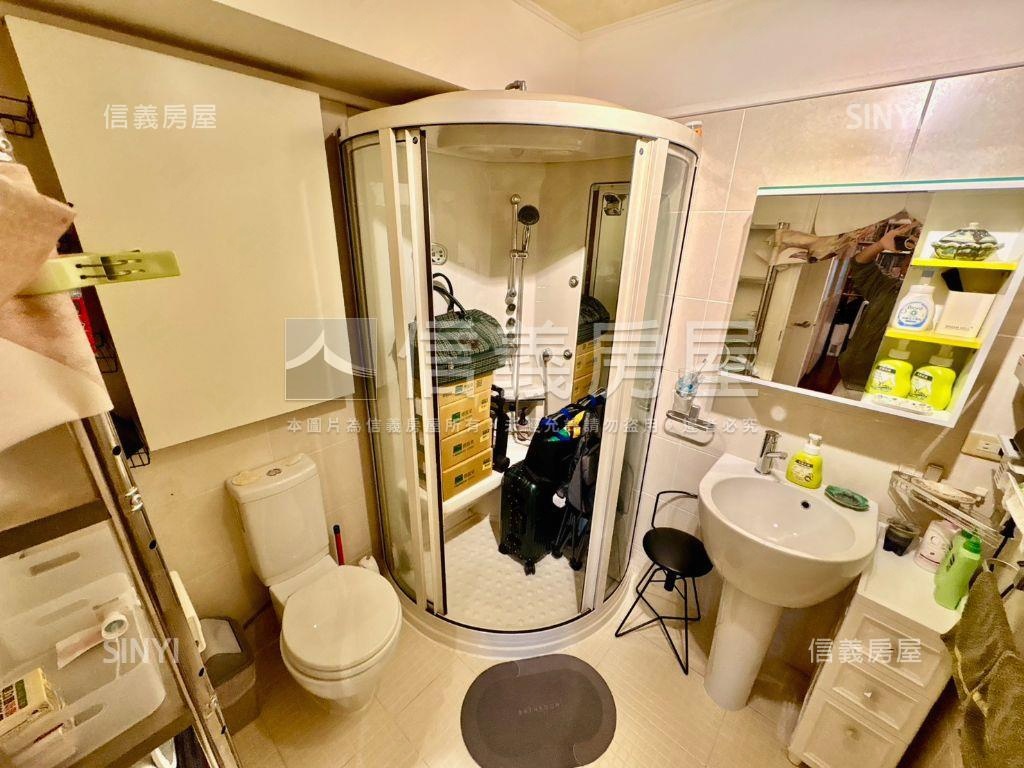 紀念館旁大空間兩房房屋室內格局與周邊環境