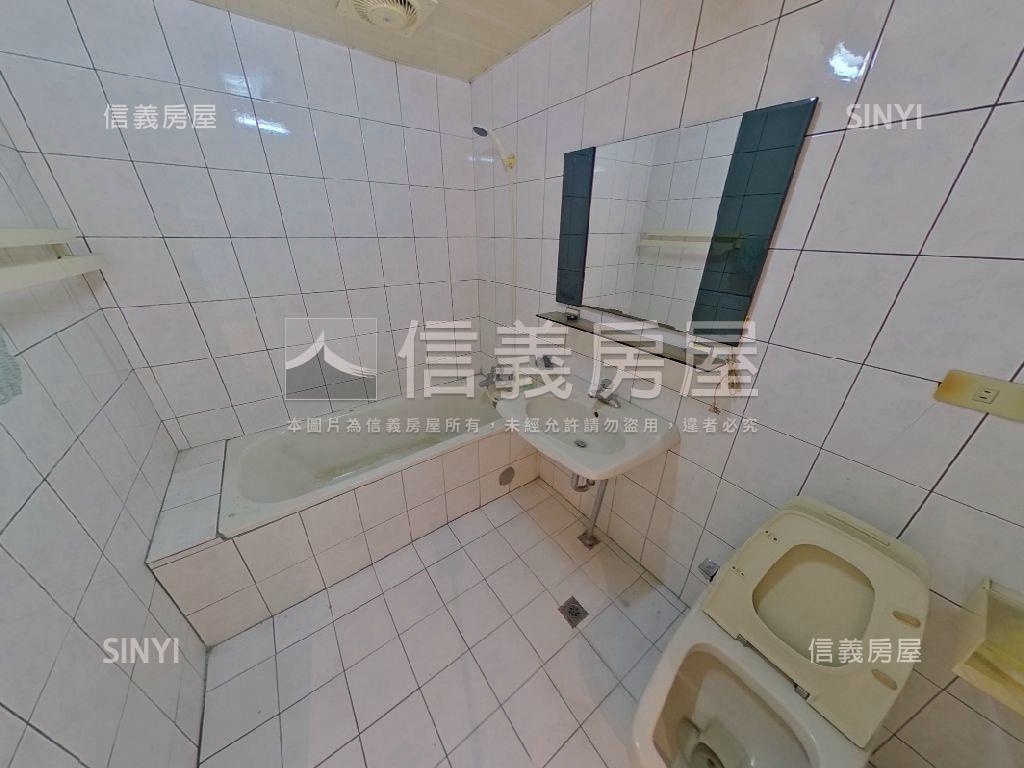 捷運龍莊帝王向房屋室內格局與周邊環境