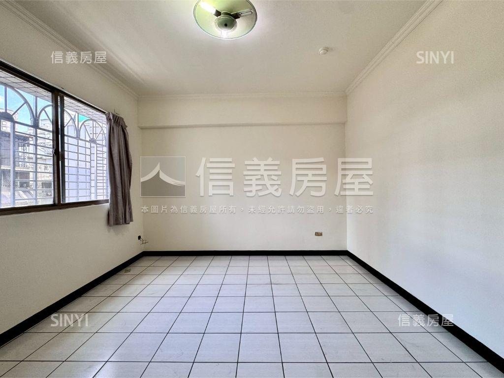 面民俗公園四房機上車位房屋室內格局與周邊環境