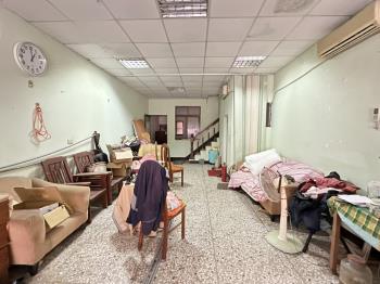 臨學區旁面寬店住