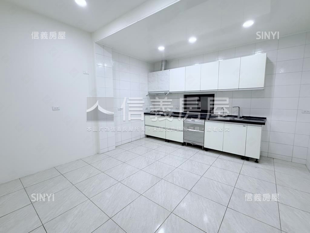 重新整理！高檔臨路透天房屋室內格局與周邊環境