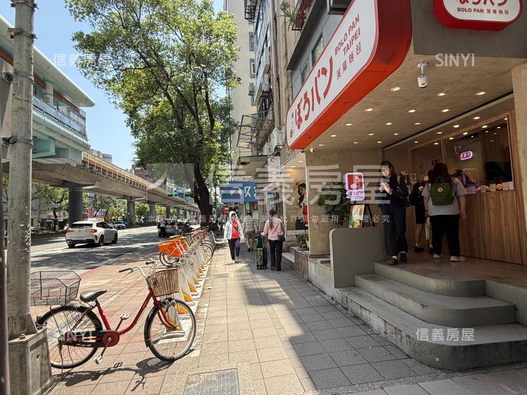 專約正捷運旁１＋２金店面房屋室內格局與周邊環境