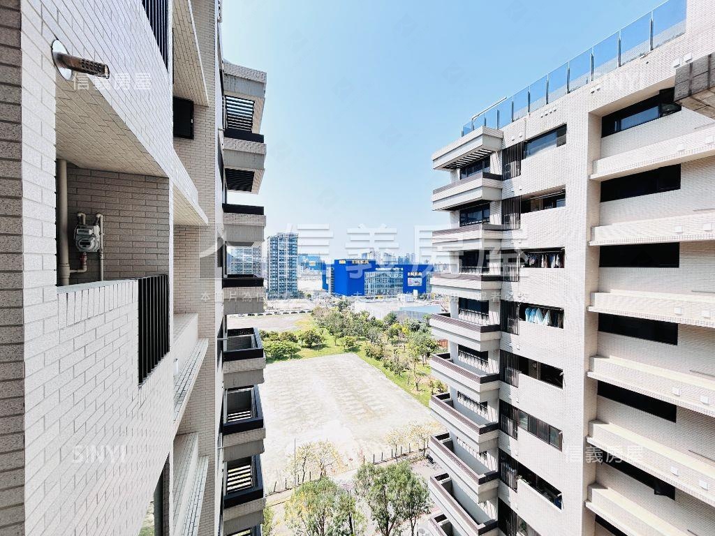 高鐵站前Ａ＋兩房有車位房屋室內格局與周邊環境